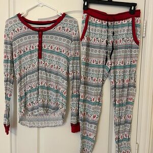 Festive Pajamas Set - Red and Green